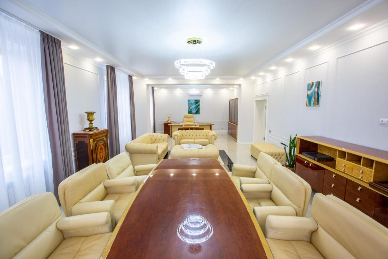 Hotel El-Tau Ekibastuz Zewnętrze zdjęcie